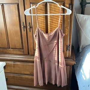 spaghetti strap flowy dress. brown and tan design